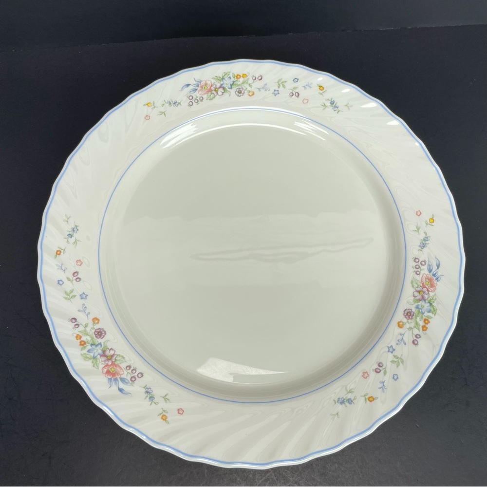 ARC Arcopal Victoria Scalloped Platter 12.5” Serving Dish Glass France Floral